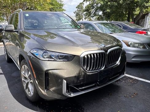 Used 2024 BMW X5 xDrive40i w/ Premium Package AWD/4WD image 1