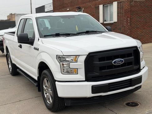 Used 2017 Ford F150 XL w/ XL Power Equipment Group AWD/4WD image 3
