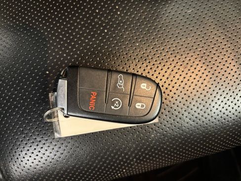 Used 2021 Jeep Grand Cherokee Limited w/ Quick Order Package 28K 80th image 32