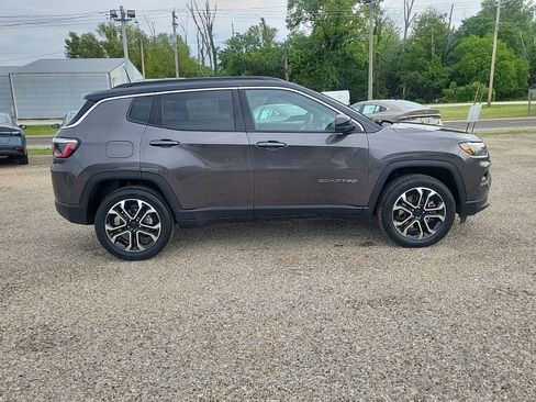 Used 2024 Jeep Compass Limited AWD/4WD image 8