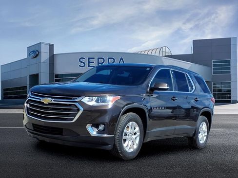 Used 2019 Chevrolet Traverse LT w/ LPO, Floor Liner Package AWD/4WD image 1