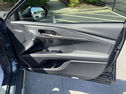 Used 2025 Toyota Camry XSE FWD image 13