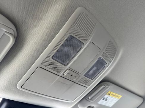 Used 2018 MAZDA MAZDA3 Touring image 16