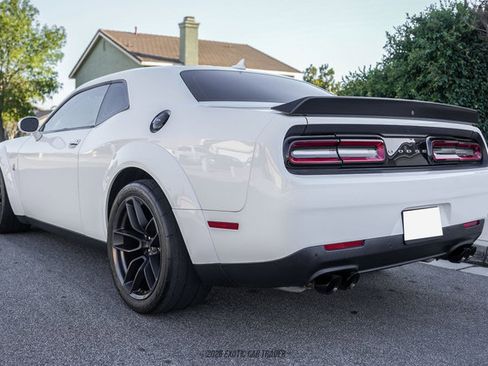 Used 2019 Dodge Challenger R/T Scat Pack RWD image 6
