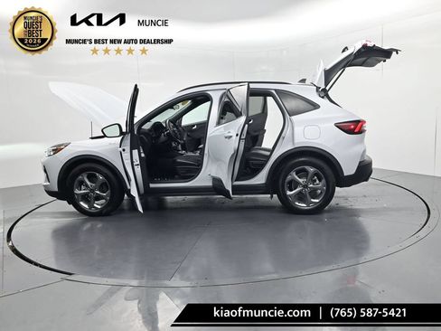 Used 2025 Ford Escape ST-Line FWD image 58