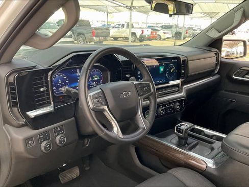 Certified 2023 Chevrolet Silverado 1500 RST image 16