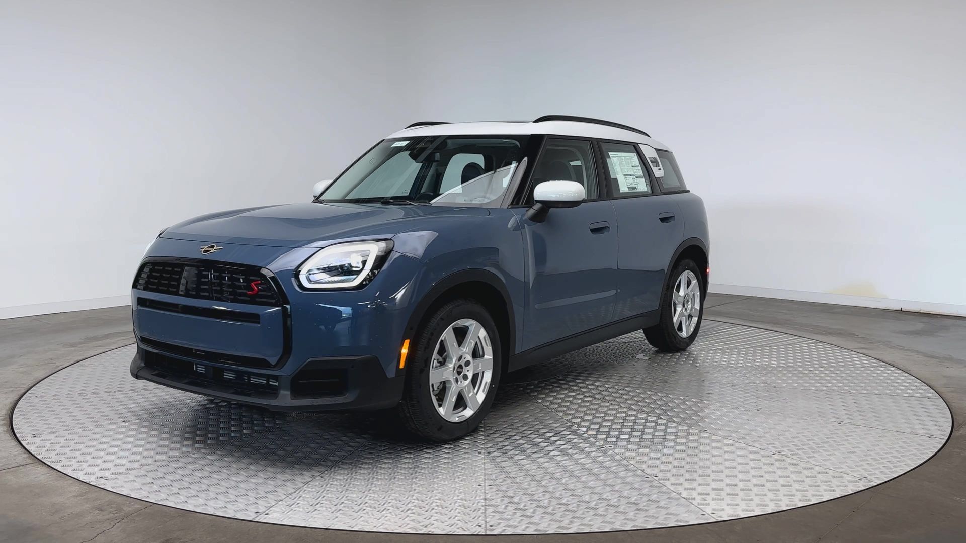 Certified 2026 MINI Cooper Countryman S AWD/4WD image 4