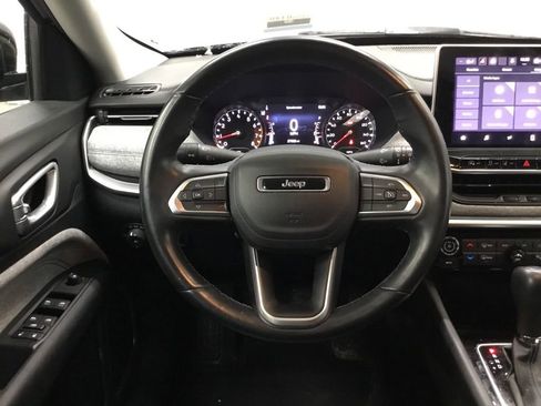 Used 2022 Jeep Compass Latitude w/ Convenience Group AWD/4WD image 32