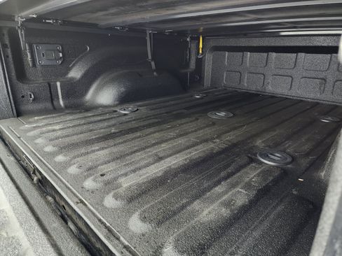 Used 2024 RAM 2500 Lone Star w/ Night Edition AWD/4WD image 5