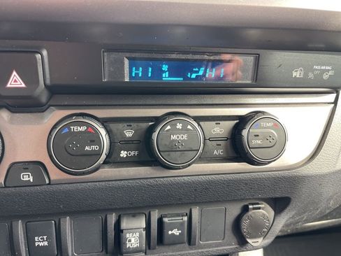 Used 2023 Toyota Tacoma SR5 image 12