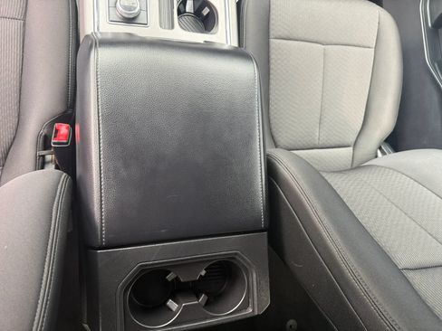 Used 2018 Ford Expedition XLT AWD/4WD image 20