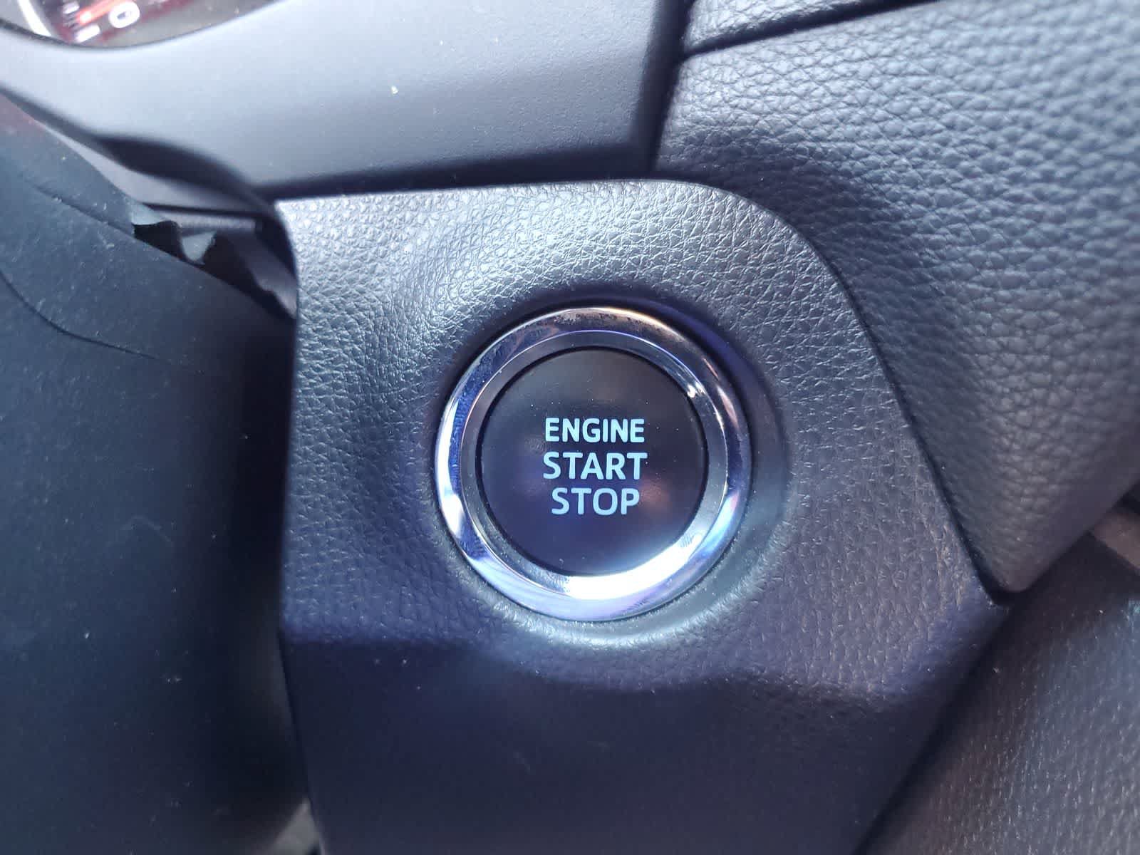 Used 2019 Toyota RAV4 XLE Premium FWD image 21
