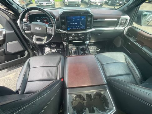 Used 2021 Ford F150 Lariat w/ Equipment Group 502A High AWD/4WD image 3