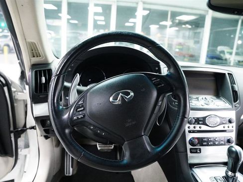 Used 2015 INFINITI Q60 Journey w/ Premium Package image 12