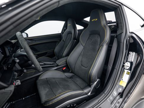 Certified 2026 Porsche 911 GT3 RWD image 5