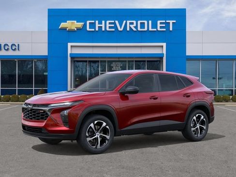New 2026 Chevrolet Trax RS w/ Driver Confidence Package FWD image 2
