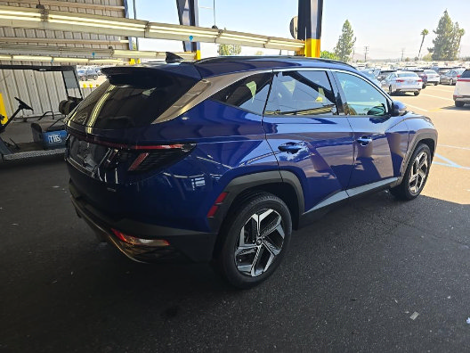 Used 2022 Hyundai Tucson Limited w/ Cargo Package AWD/4WD image 5