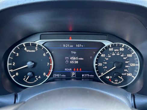 Used 2025 Nissan Altima 2.5 SV FWD image 40