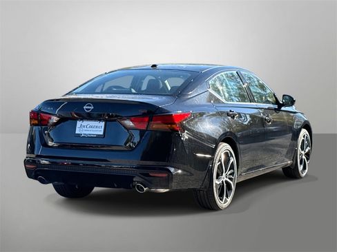 New 2025 Nissan Altima 2.5 SR w/ SR Premium Package image 14