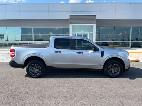 Used 2022 Ford Maverick XLT FWD image 4
