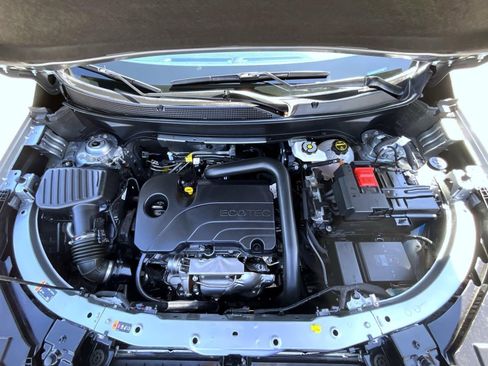 Certified 2025 Chevrolet Equinox LT AWD/4WD image 24