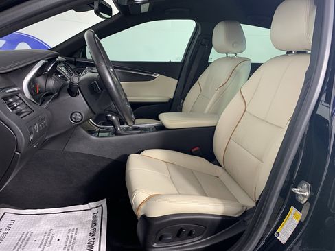 Used 2019 Chevrolet Impala Premier w/ Premier Confidence Package FWD image 16