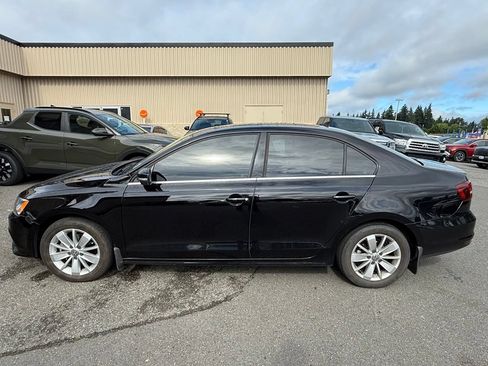 Used 2016 Volkswagen Jetta SE FWD image 5