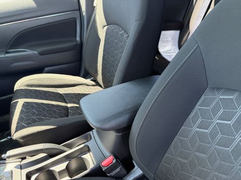 Used 2024 Mitsubishi Outlander Sport ES AWD/4WD image 14