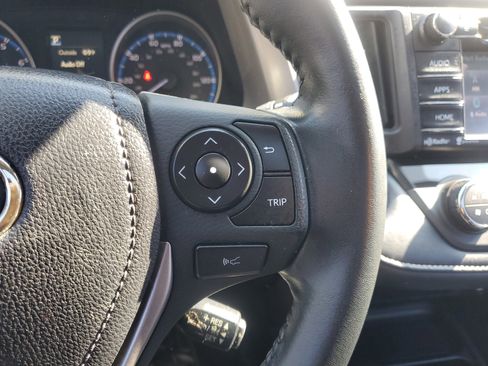 Used 2018 Toyota RAV4 XLE image 23