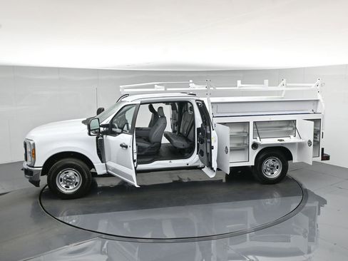 New 2026 Ford F250 XL RWD image 48