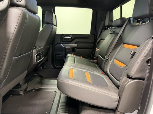Used 2023 GMC Sierra 2500 AT4 w/ AT4 Premium Plus Package image 18
