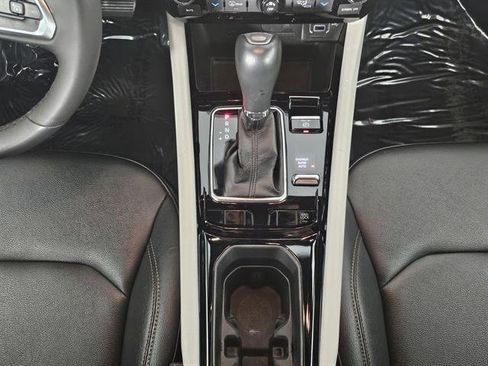 Used 2024 Jeep Compass Limited image 34