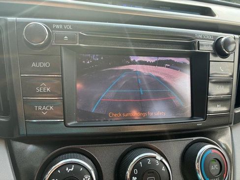 Used 2013 Toyota RAV4 LE FWD image 16
