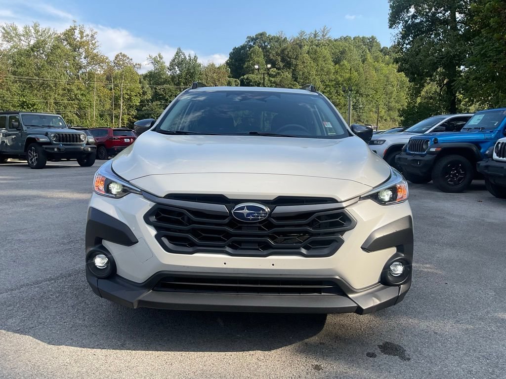 Used 2025 Subaru Crosstrek 2.5i Premium AWD/4WD image 2
