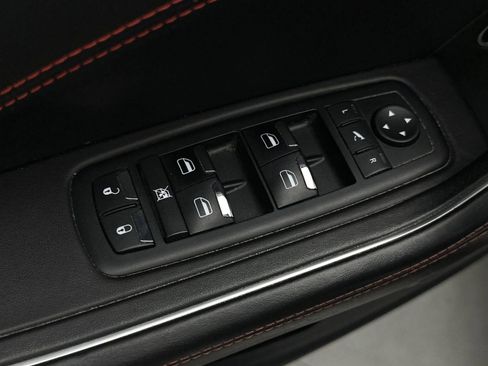 Used 2018 Maserati Levante GranLusso image 14