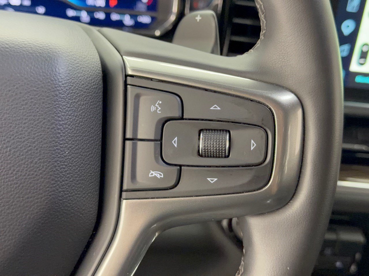 Used 2025 Chevrolet Silverado 1500 RST w/ Convenience Package II AWD/4WD image 19