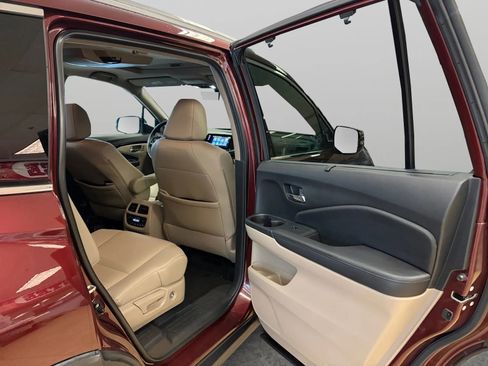 Used 2020 Honda Pilot Elite image 18