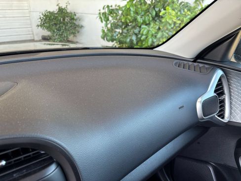 Used 2025 Kia Soul LX w/ LX Technology Package FWD image 33