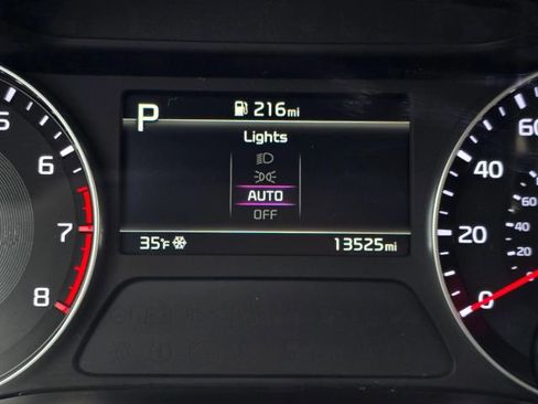 Used 2024 Kia Forte LXS image 25