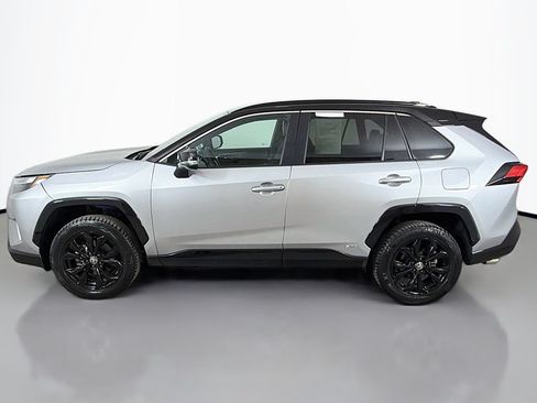Used 2022 Toyota RAV4 XSE w/ XSE Grade Weather Package AWD/4WD image 16