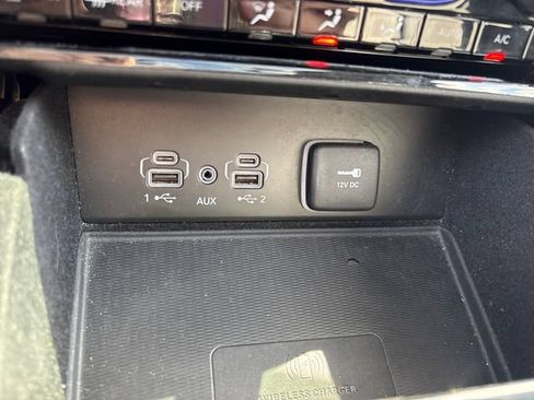 Used 2022 Jeep Grand Cherokee L Limited w/ Luxury Tech Group II AWD/4WD image 34