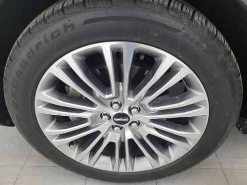 Used 2017 Lincoln MKX Reserve image 31