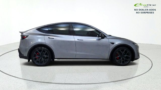 Used 2026 Tesla Model Y Performance AWD/4WD image 9