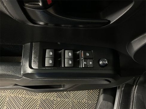 Used 2022 Toyota Tacoma SR image 16