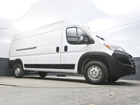 Used 2023 RAM ProMaster 2500 image 34