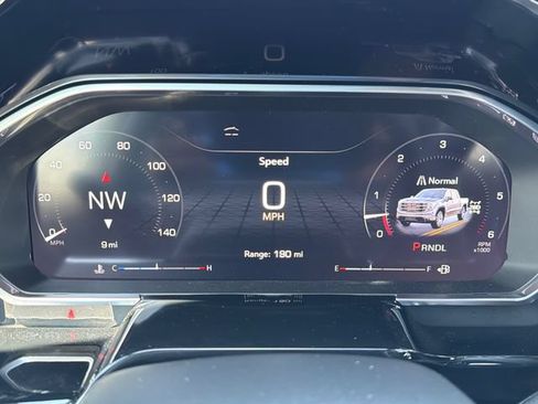 New 2026 GMC Sierra 1500 SLE w/ Preferred Package AWD/4WD image 11