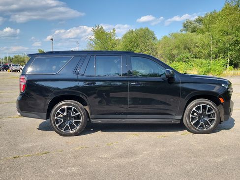Used 2023 Chevrolet Tahoe RST w/ Sport Performance Package AWD/4WD image 4