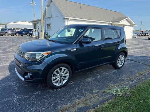 Used 2019 Kia Soul + FWD image 2