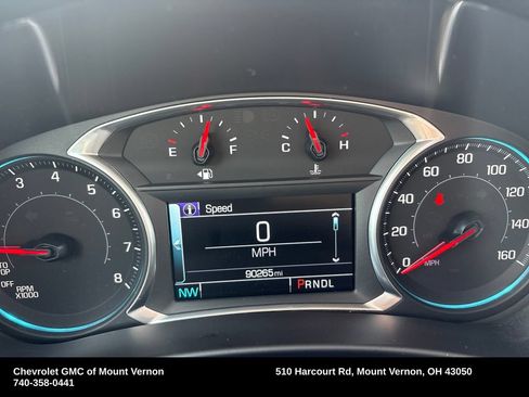 Used 2018 Chevrolet Equinox LT w/ Sun & Infotainment Package AWD/4WD image 19