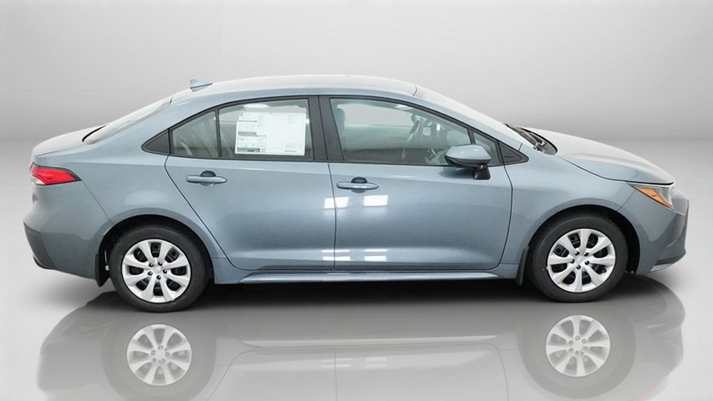 New 2027 Toyota Corolla LE FWD image 14